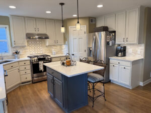 3cm quartz with full marble backsplash