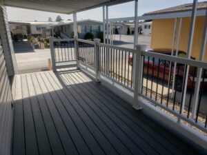 Trex decking with hidden fastening clips